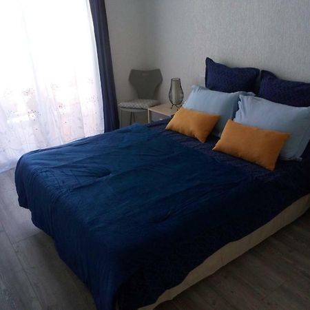Crystal Apartment โทนง-เลส์-แบงส์ ภายนอก รูปภาพ